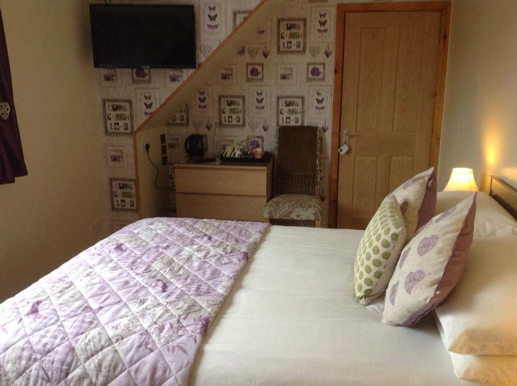 Dunroamin Bed And Breakfast Aviemore Exterior foto